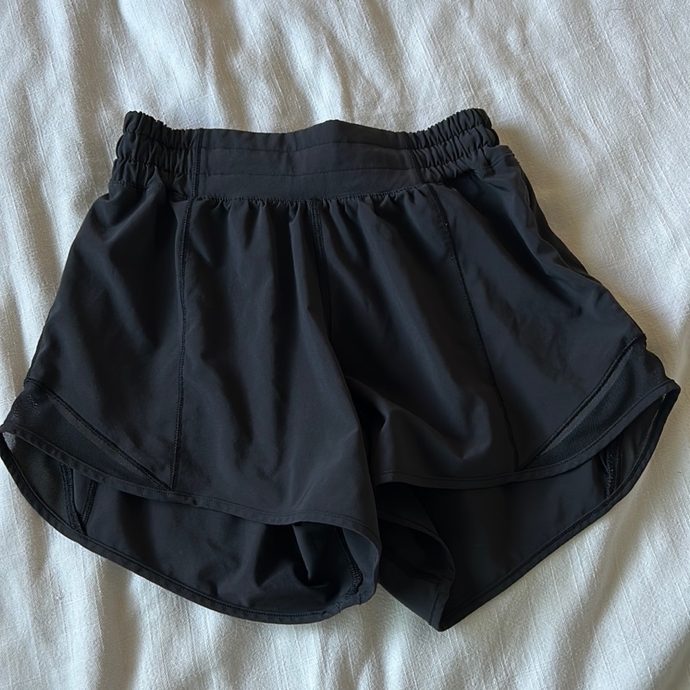 Lululemon hotty hot shorts- black, size 2